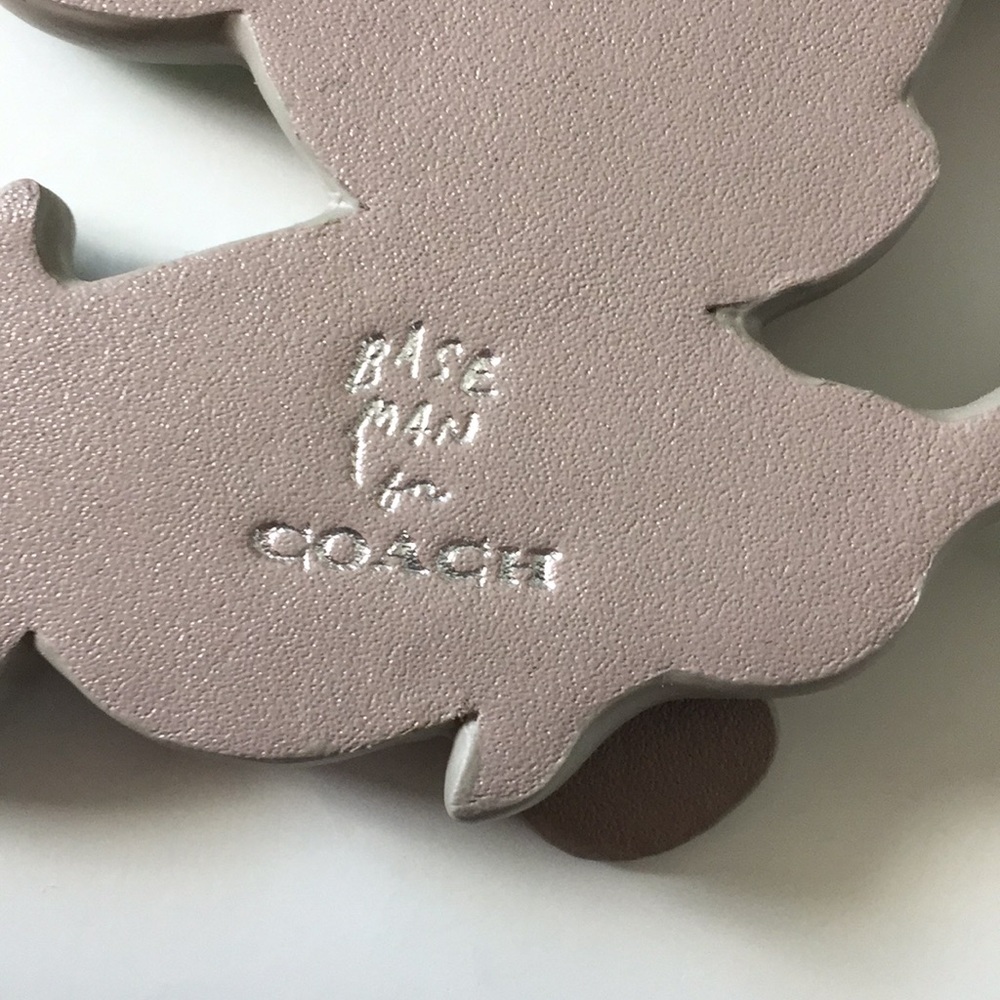 Coach X Gary Baseman Key Fob Rare Limited Edition Artist Flower Holder Lou Paint - Picture 6 of 6